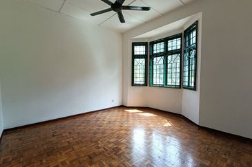 Taman Saujana Puchong