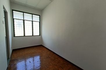 Taman Saujana Puchong