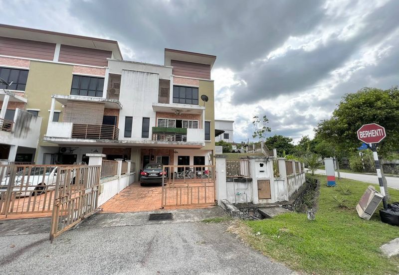 Bandar Saujana Utama