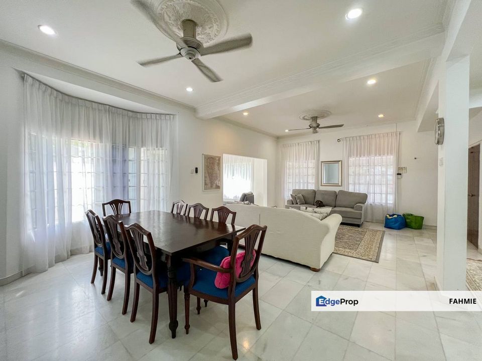 Freehold. With pool. Tiara Kemensah. Taman Melawati. , Selangor, Taman Melawati