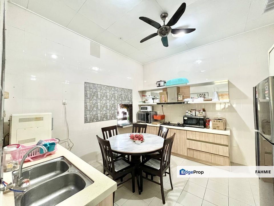 Freehold. Fully renovated. Park Avenue. Seremban 2., Negeri Sembilan, Seremban