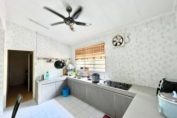 PARK AVENUE (SEREMBAN 2)