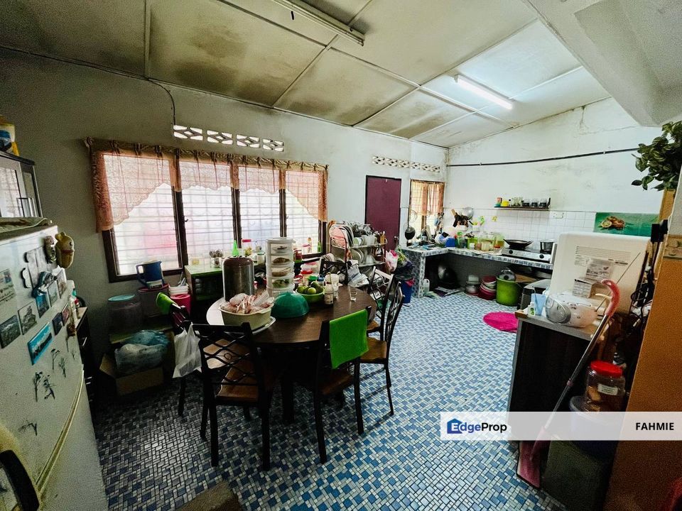 Fully renovated. Taman Selayang Utama. Batu Caves. , Selangor, Batu Caves 