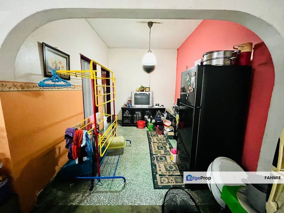 Fully renovated. Taman Selayang Utama. Batu Caves. , Selangor, Batu Caves 