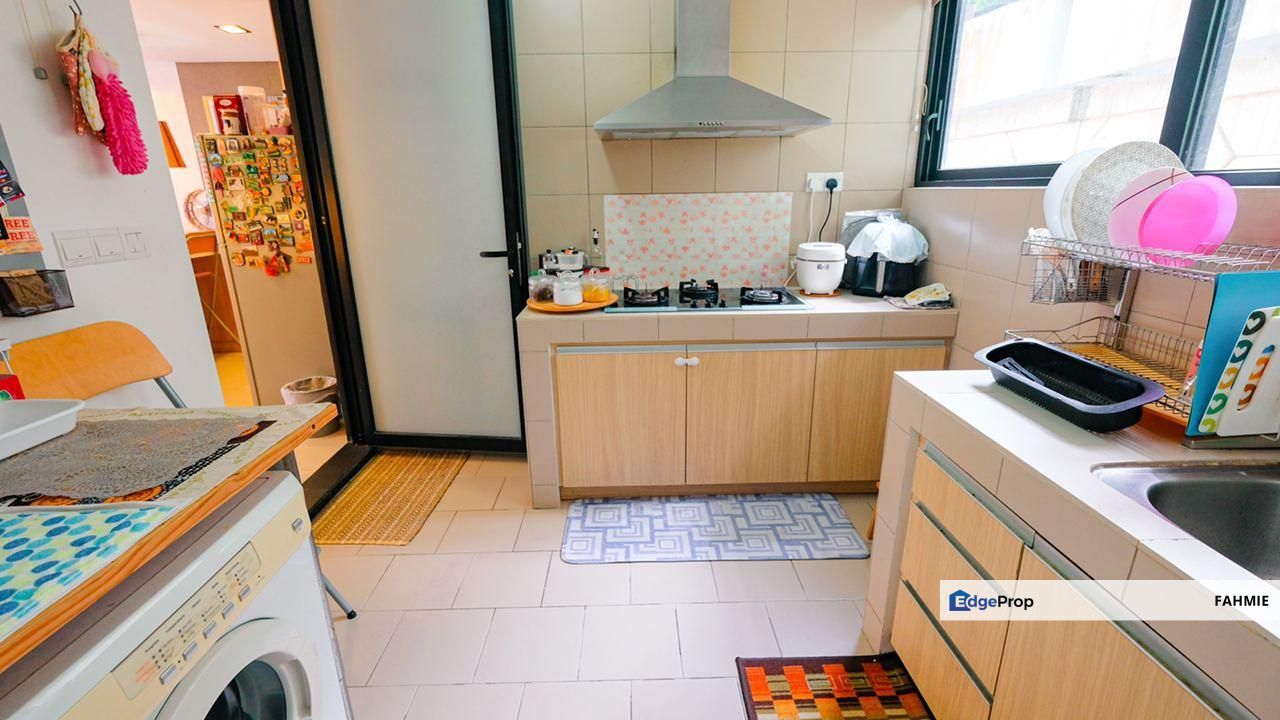 Freehold. Fully renovated. 20trees Apartment. Taman Melawati. , Selangor, Taman Melawati