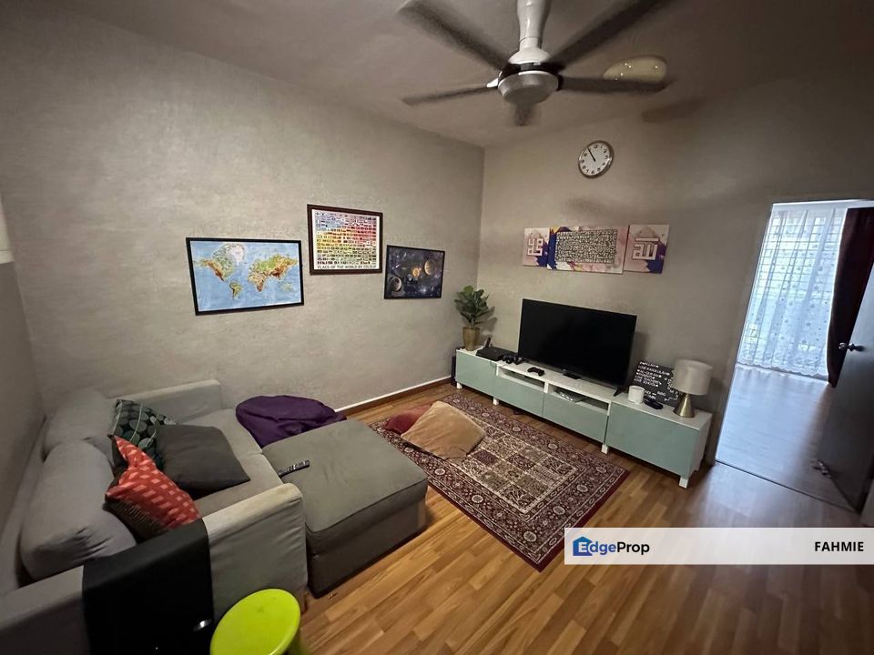 Fully renovated. Selaseh 36. Taman Selaseh. Gombak. , Selangor, Batu Caves 