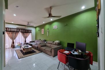 Freehold. Fully renovated. Taman Bukit Subang. Shah Alam. 