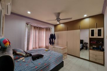 Freehold. Fully renovated. Taman Bukit Subang. Shah Alam. 