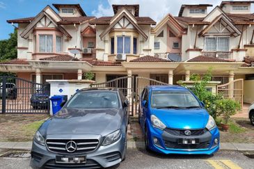 Freehold. Fully renovated. Taman Bukit Subang. Shah Alam. 