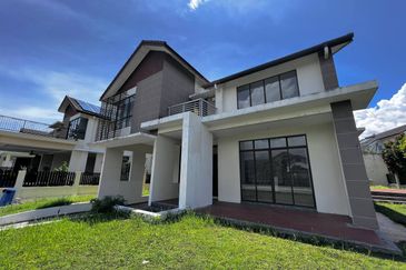 Laman Permai. Subang Bestari. For Sale.