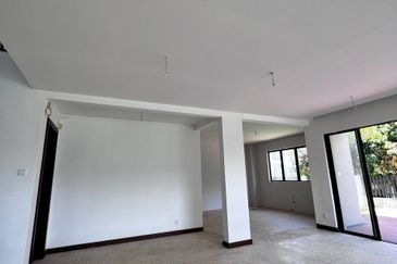 Laman Permai. Subang Bestari. For Sale.