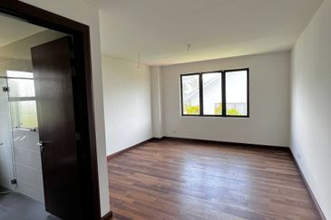 Laman Permai. Subang Bestari. For Sale.