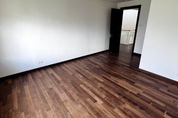 Laman Permai. Subang Bestari. For Sale.