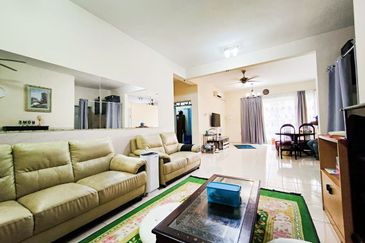 Platinum Hill Condo Pv8