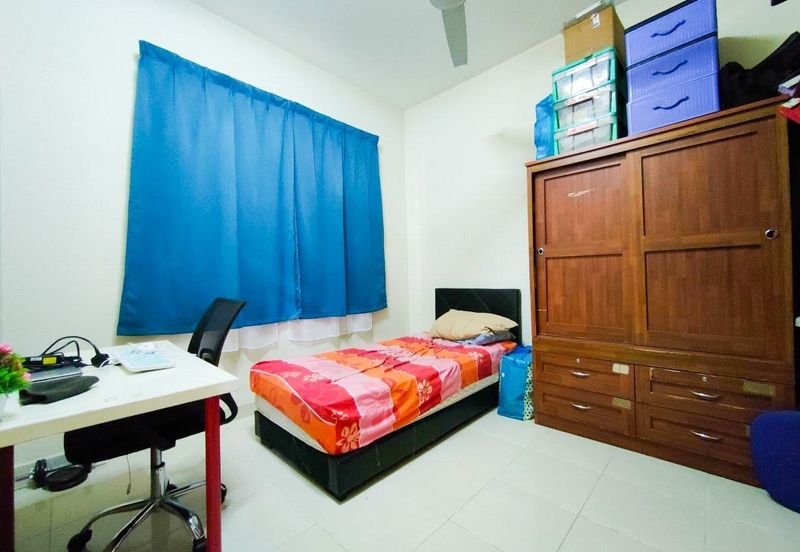 Platinum Hill Condo Pv8