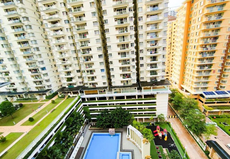 Platinum Hill Condo Pv8