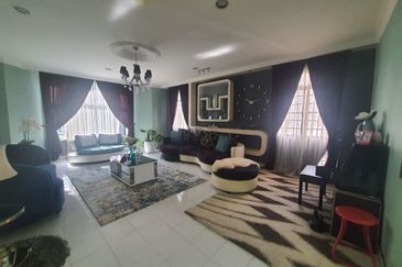 KGSAAS Golf Club, Seksyen 13