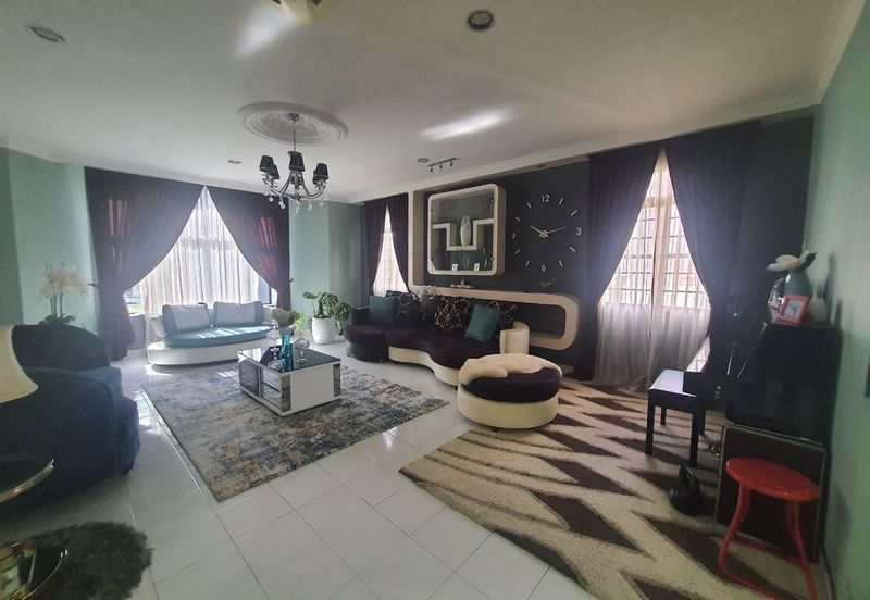 KGSAAS Golf Club, Seksyen 13