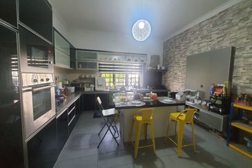 KGSAAS Golf Club, Seksyen 13