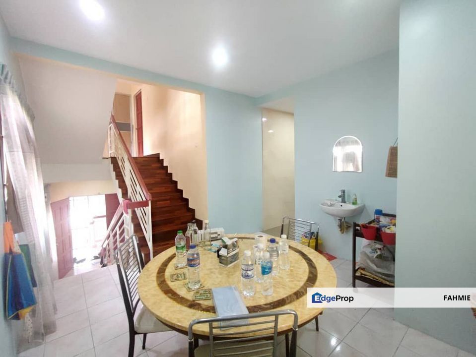 Non bumi lot. South facing. Taman Lestari Perdana. Seri Kembangan. , Selangor, Puchong South