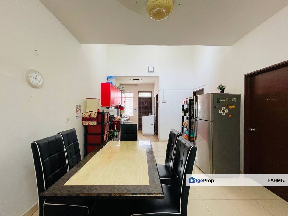 Renovated. Taman Warisan Bestari. Dengkil. , Selangor, Dengkil