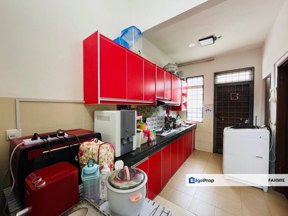 Renovated. Taman Warisan Bestari. Dengkil. , Selangor, Dengkil