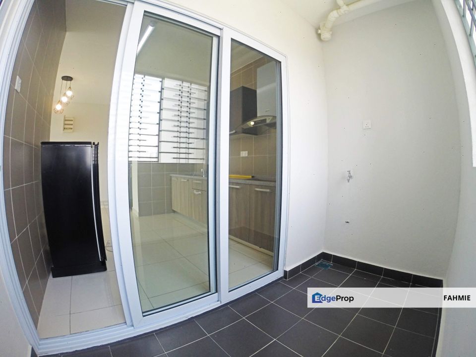 Corner unit. Aurora Residence. Puchong. , Selangor, Puchong