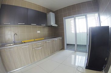 Aurora Residence @ Lake Side City