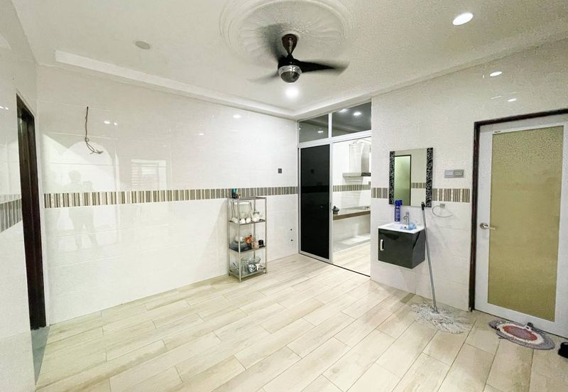 Persiaran Setia Perdana