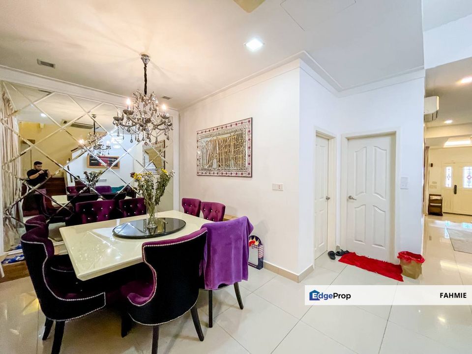 Fully renovated. Freehold. Tropika 2. Bukit Jelutong., Selangor, Bukit Jelutong