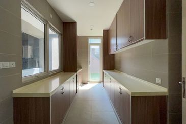 Rafflesia @ The Hill