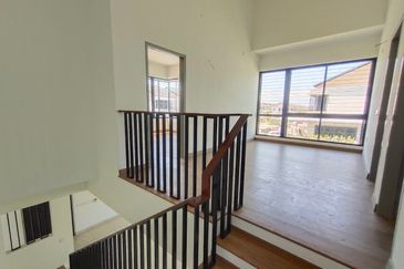 Elmina Green One @ City of Elmina