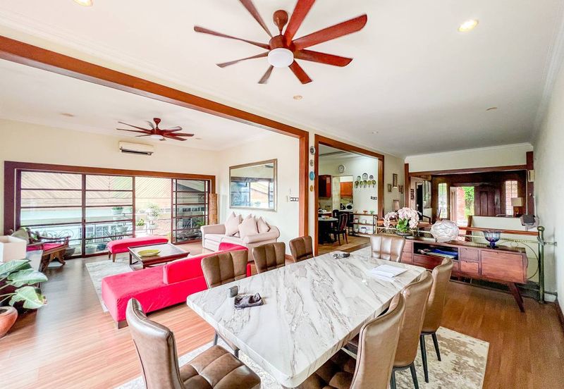 Freehold. Taman Melawati. 