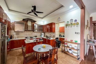 Freehold. Taman Melawati. 