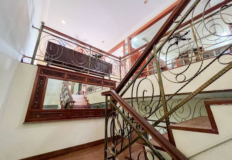 Freehold. Taman Melawati. 