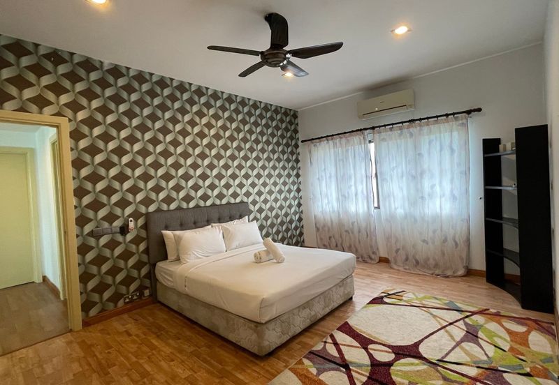 Modern design bungalow with pool. Non bumi lot. Titiwangsa. 