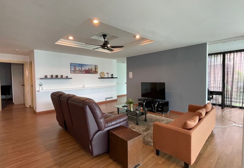 Modern design bungalow with pool. Non bumi lot. Titiwangsa. 