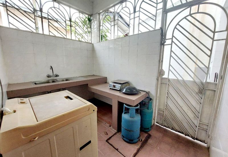 Seksyen 8, Shah Alam