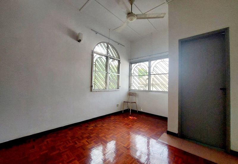 Seksyen 8, Shah Alam