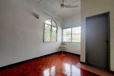 Seksyen 8, Shah Alam