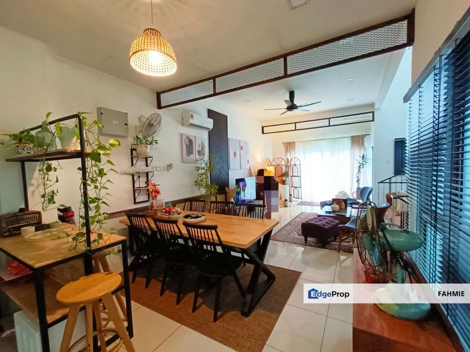 Freehold. Halamanda. Gombak. , Selangor, Gombak