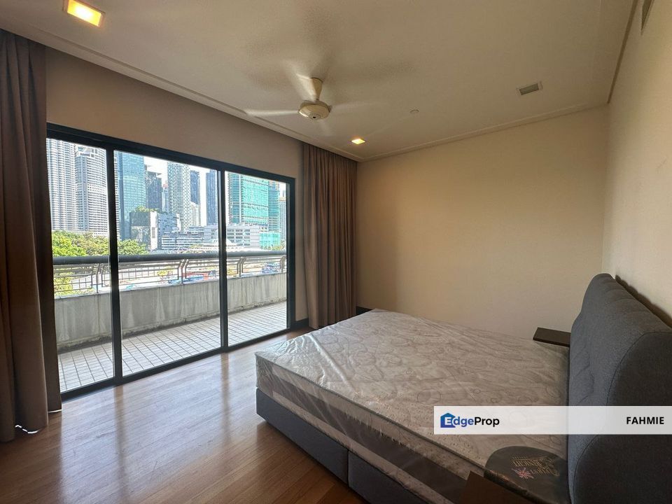 Freehold. KLCC view. The Binjai. , Kuala Lumpur, KLCC