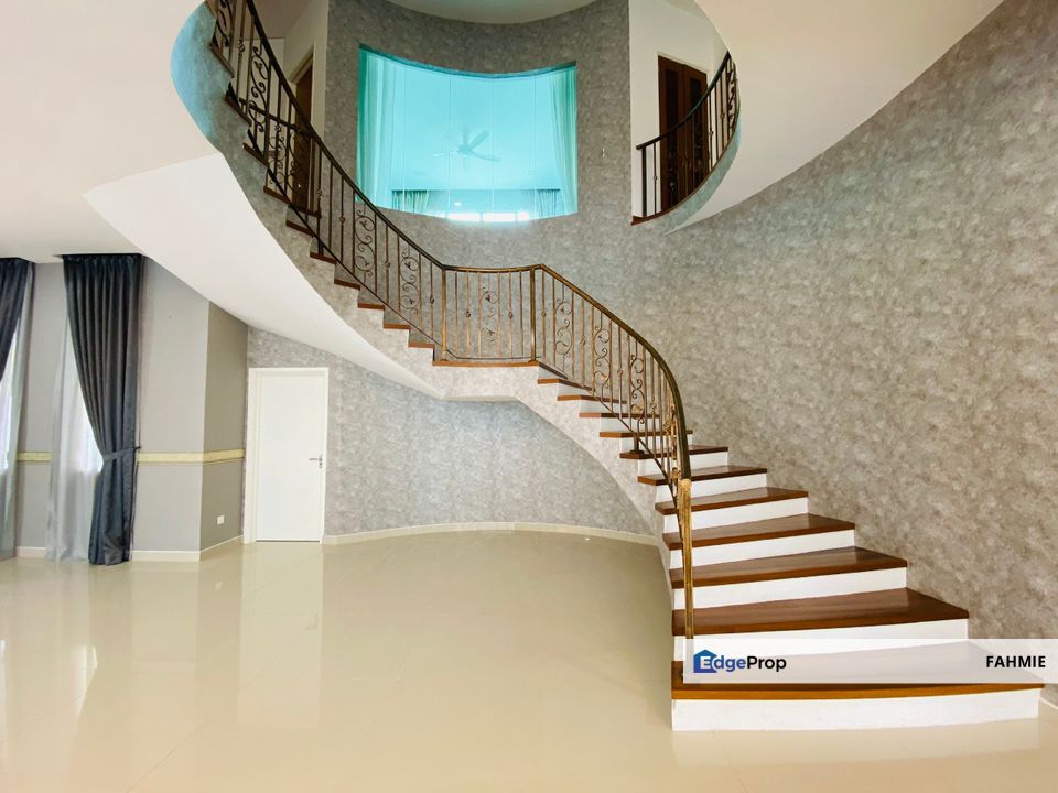 Freehold. Private pool. Ukay Seraya. Ampang. , Selangor, Ulu Kelang