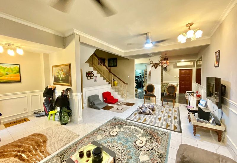 Freehold. Bukit Subang. Shah Alam. 