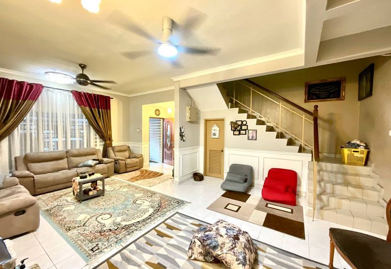 Freehold. Bukit Subang. Shah Alam. 