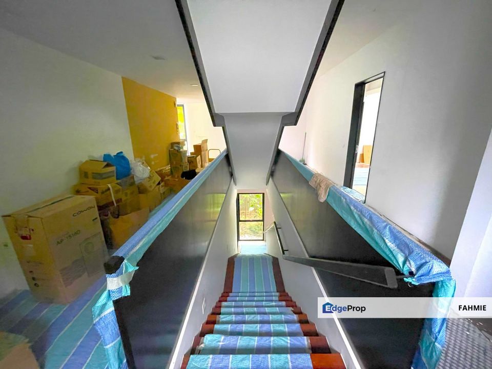 End lot. Swimming pool. 20trees West. Taman Melawati. , Kuala Lumpur, Taman Melawati