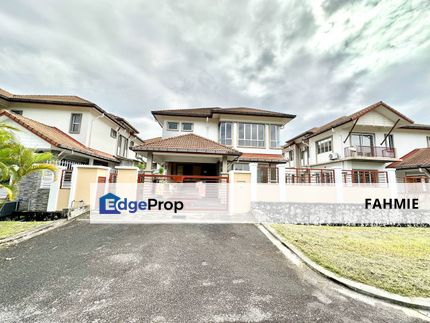 Freehold. Not facing other house. Anjung Suasana. Bandar Seri Putra. Bangi. , Selangor, Bangi