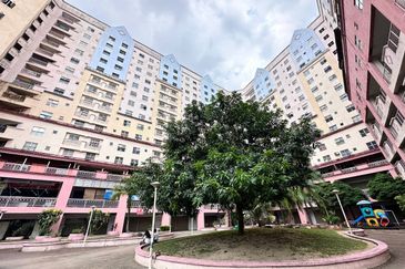 Brunsfield Service Apartment