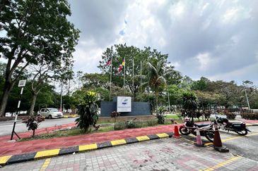 Brunsfield Service Apartment