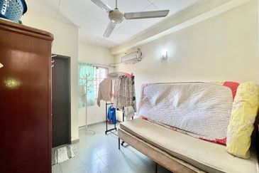 Jalan Presint 9B1/13